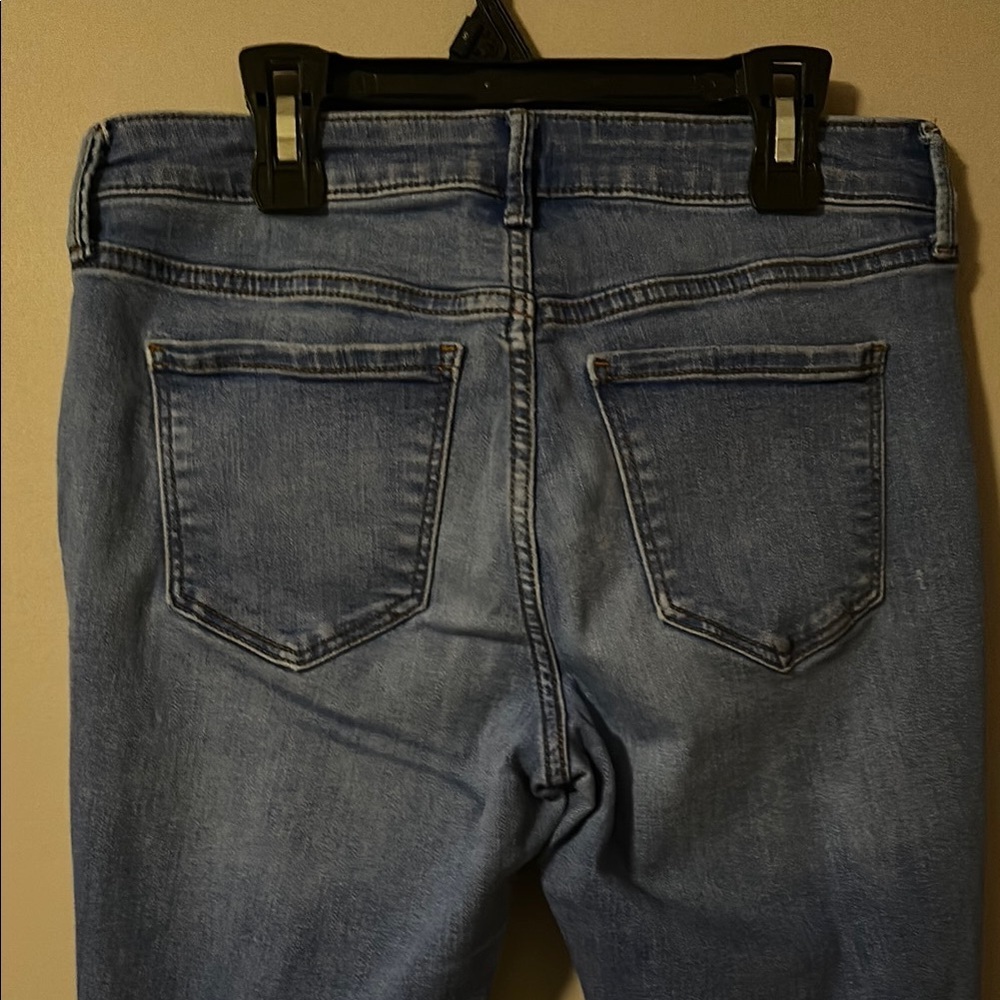 Old Navy Rockstar Super Skinny Blue Ankle Cropped Jeans - 6 - Picture 6 of 6